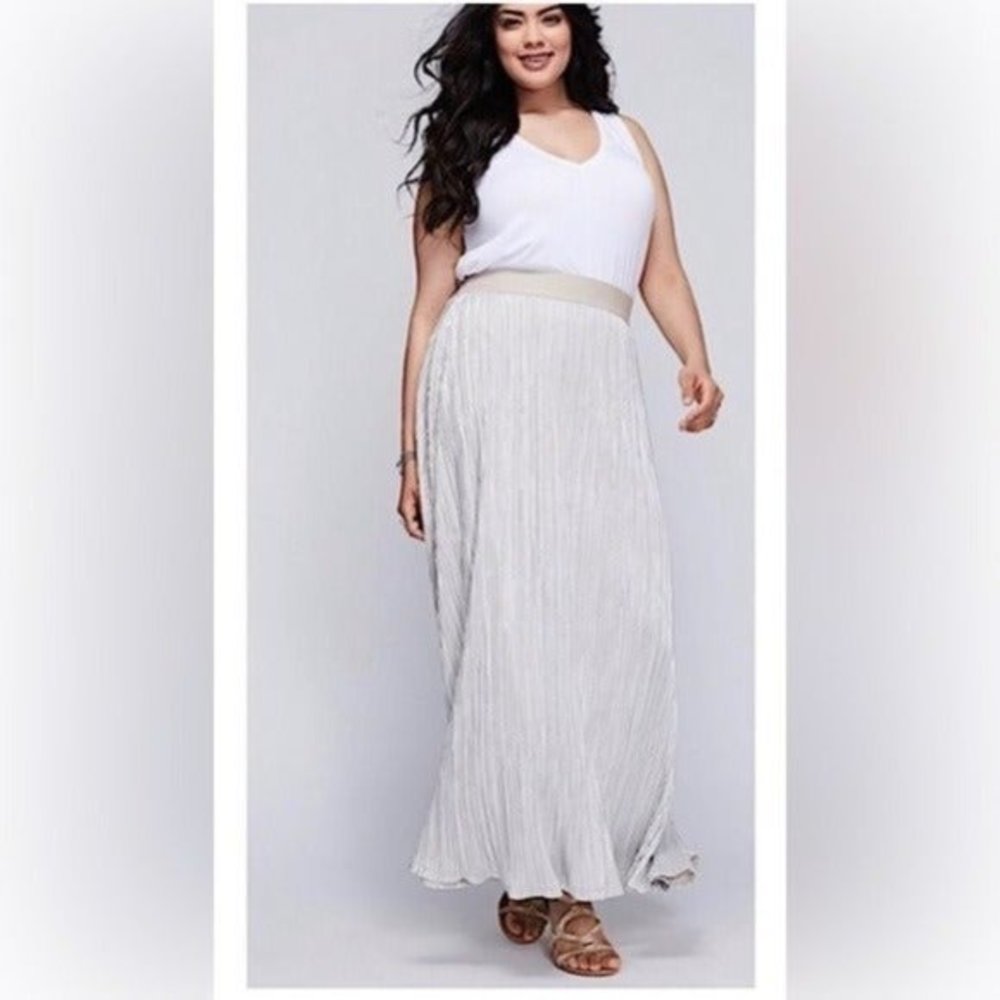 Lane Bryant Pleated gold metallic Skirt size 18/20